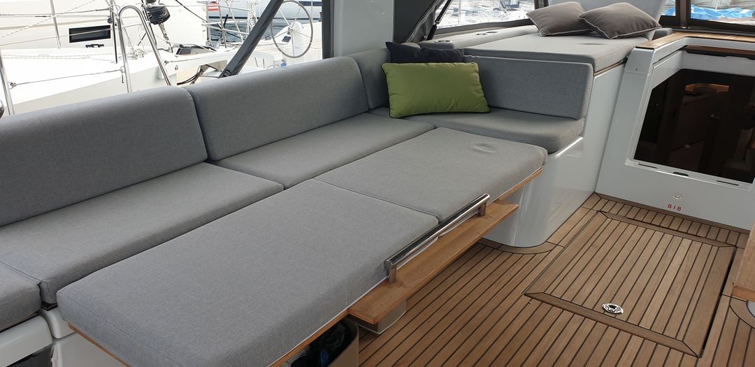 Verwandelbarer Tisch