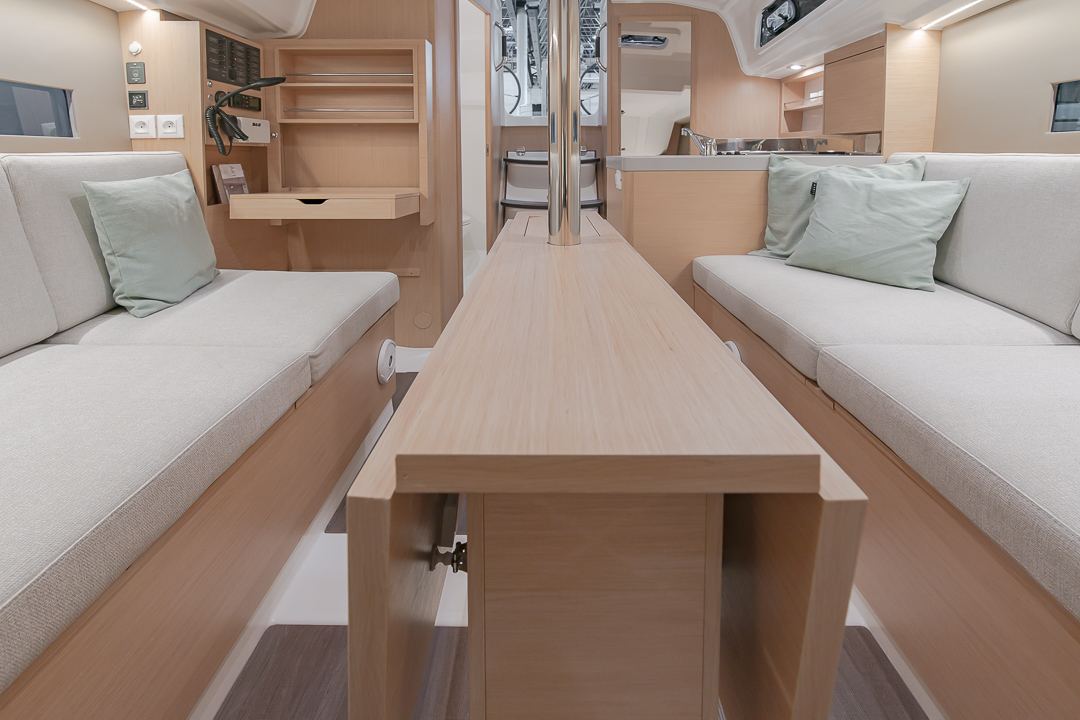 Oceanis 30.1