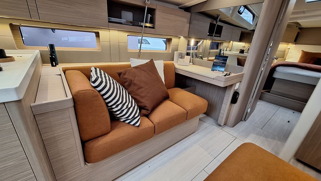 Oceanis 47